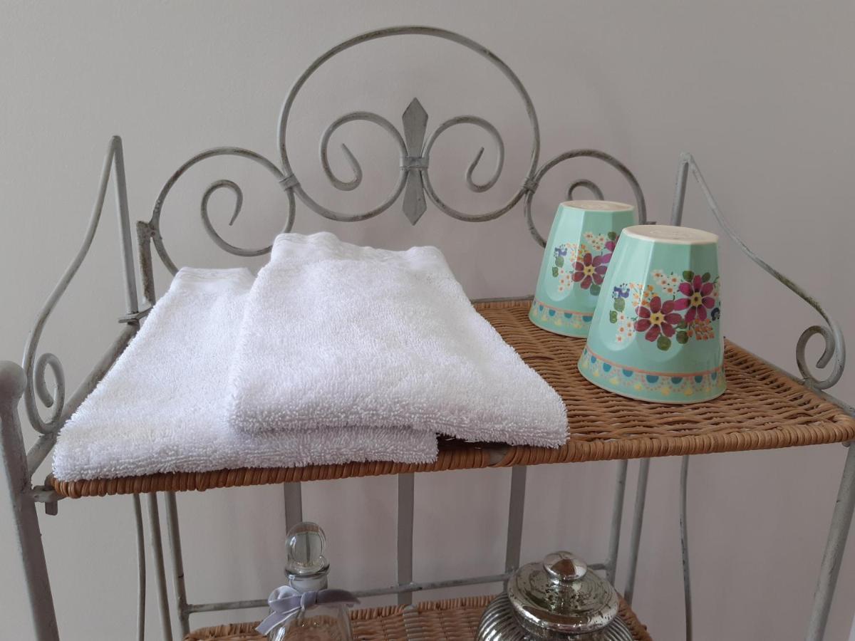 Les Fontenottes Bed & Breakfast Besancon Bagian luar foto